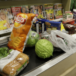 How Your Phone Can Save You a Bundle on Groceries