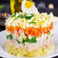 Вкусный салат с печенью трески